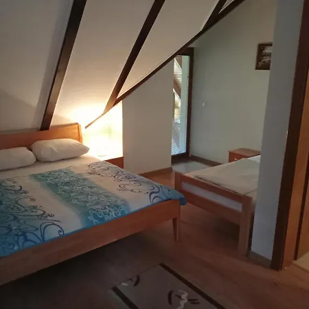 Hotel Prenociste/Restoran Lovac Bihać Exterior foto