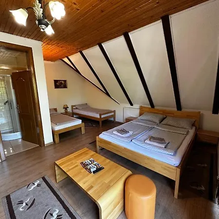 Hotel Prenociste/Restoran Lovac Bihać Exterior foto