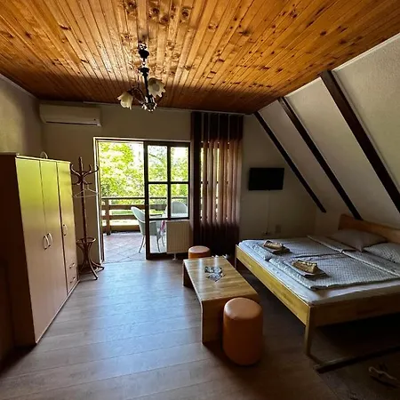 Hotel Prenociste/Restoran Lovac Bihać Exterior foto