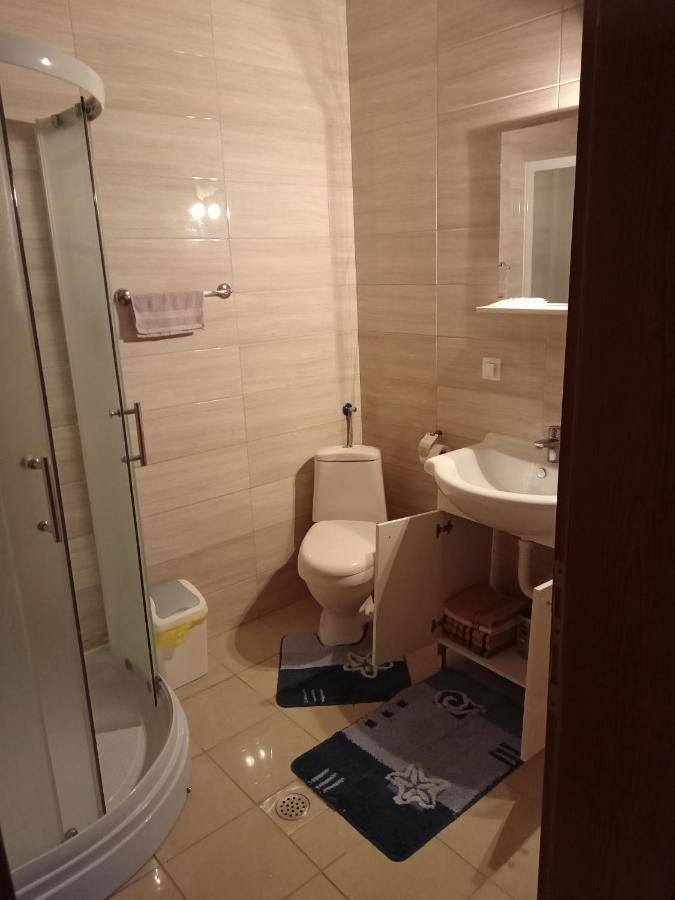 Prenociste/restoran Lovac Bihac