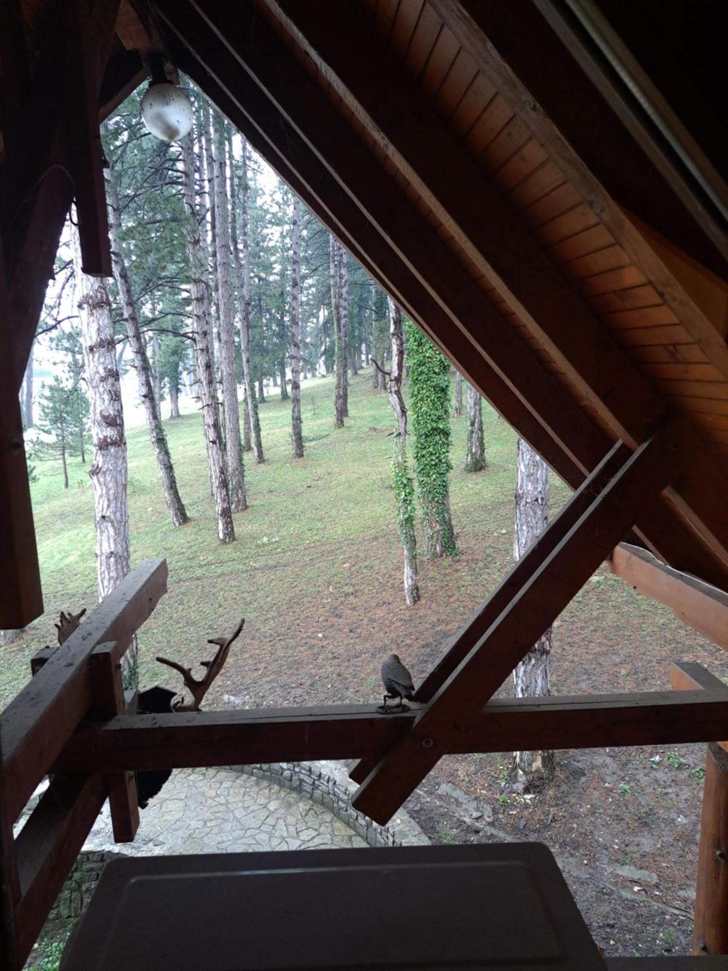 Prenociste/restoran Lovac * Bihać